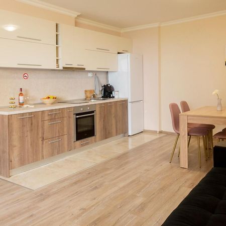 Apartment Elimar Burgas Esterno foto